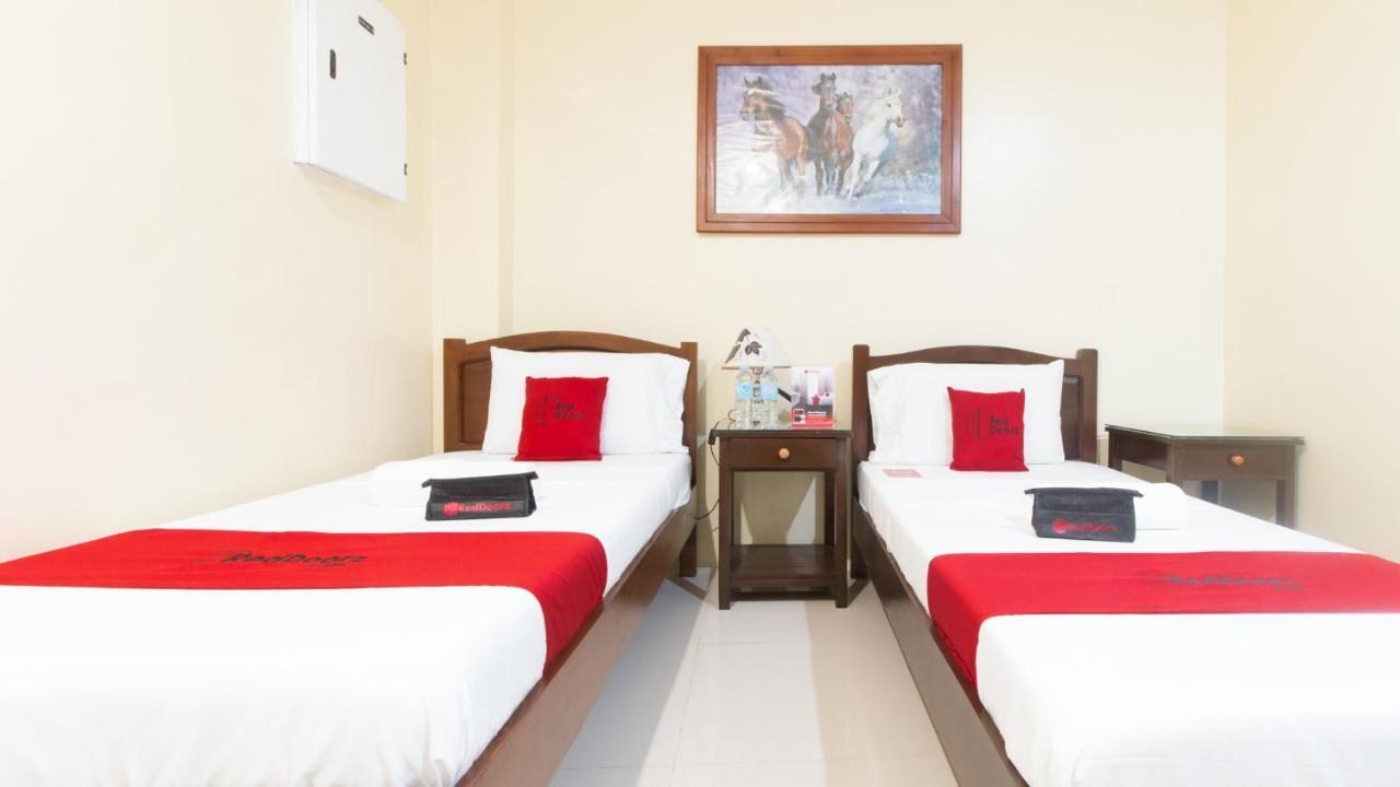 Dino Residences Dumaguete City Exteriör bild